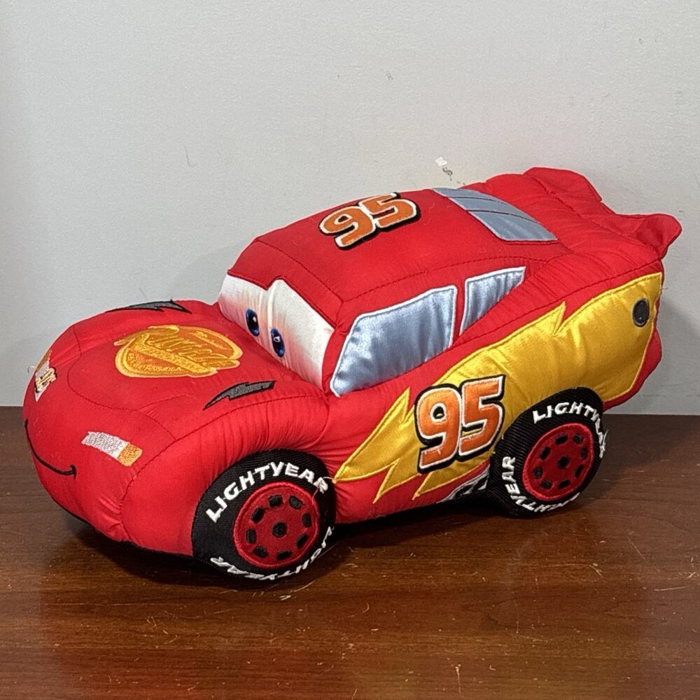 Disney Store Exclusive Pixar Lightning McQueen Cars Nylon 14" Plush Toy Rare HTF